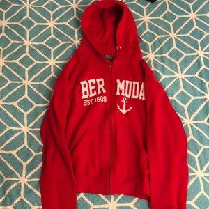 Very cute Bermuda sweater new and barely worn!!